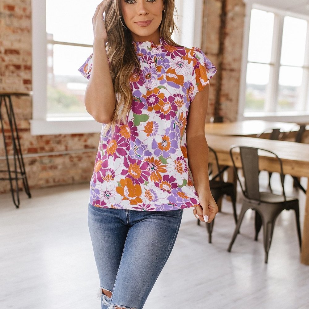 NWT Floral Print Flutter Sleeve Blouse Top